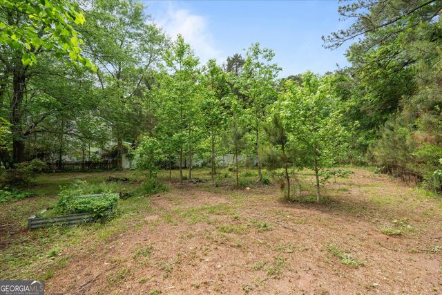 110 Lake Terrace Court, Carrollton, GA 30117