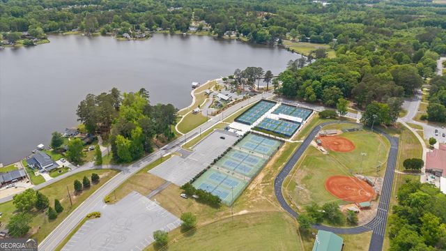110 Lake Terrace Court, Carrollton, GA 30117
