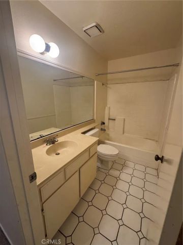 8939 Gallatin 16, Pico Rivera, CA 90660