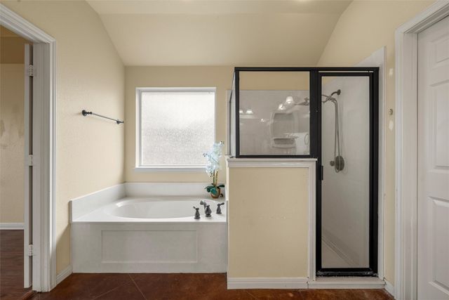2524 Riders Way, Waco, TX 76712