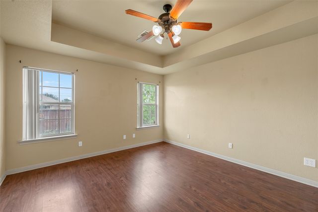 2524 Riders Way, Waco, TX 76712