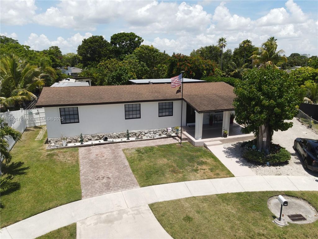 9971 SW 198th St, Cutler Bay, FL 33157