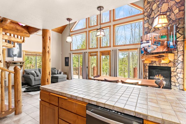 41650 Clover Creek Road, Klamath Falls, OR 97601