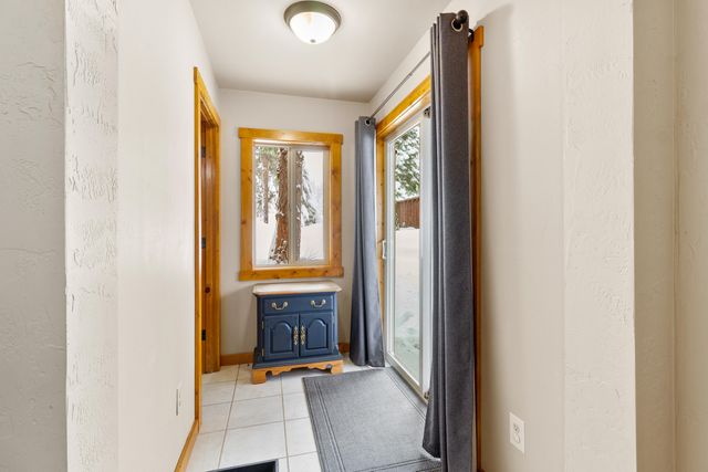 41650 Clover Creek Road, Klamath Falls, OR 97601