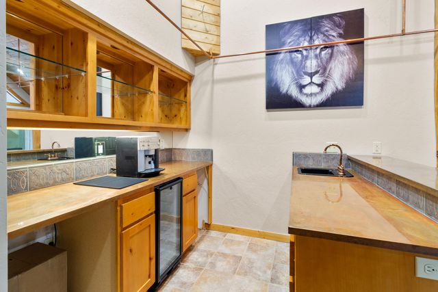 41650 Clover Creek Road, Klamath Falls, OR 97601