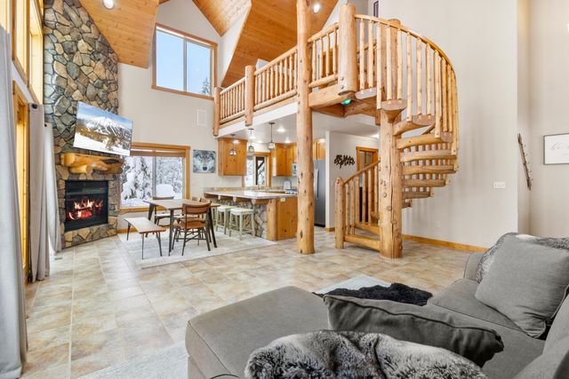 41650 Clover Creek Road, Klamath Falls, OR 97601