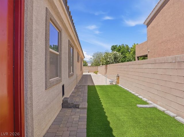 7260 Abundant Harvest Avenue, Las Vegas, NV 89131