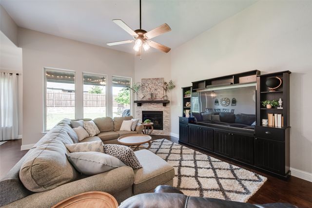 307 Lake Forest Trail, Anna, TX 75409