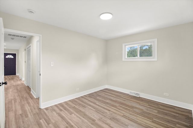 16460 Honore Avenue, Markham, IL 60428