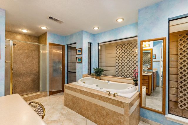 7714 Rolling Fork Lane, Houston, TX 77040