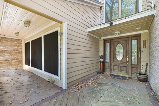 7714 Rolling Fork Lane, Houston, TX 77040
