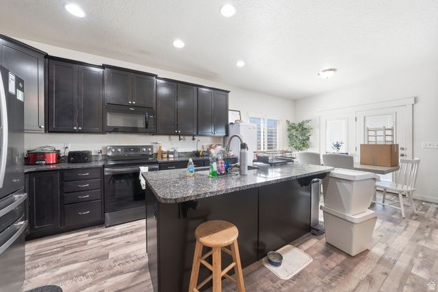 853 N SHERIDAN DR, Spanish Fork, UT 84660