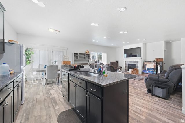 853 N SHERIDAN DR, Spanish Fork, UT 84660