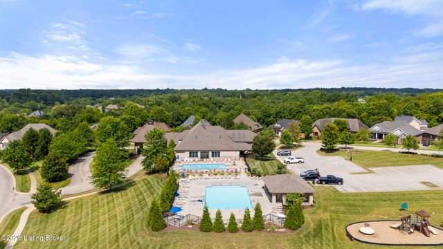 16818 Shakes Creek Dr, Fisherville, KY 40023