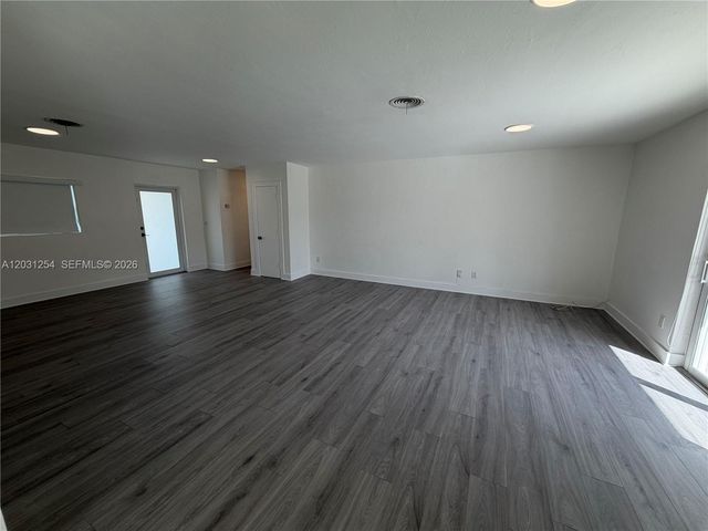 9020 SW 56th Ter, Miami, FL 33173