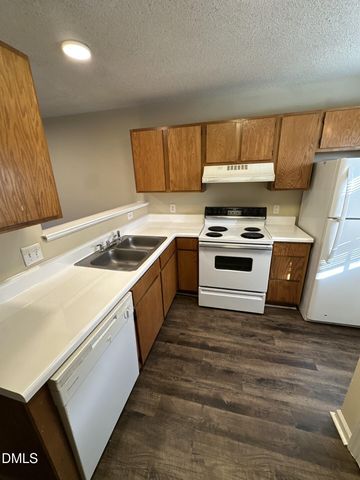 2940 Faversham Place, Raleigh, NC 27604