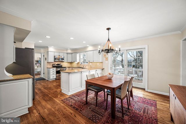 631 WESTWIND DR, Berwyn, PA 19312