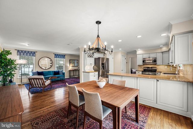 631 WESTWIND DR, Berwyn, PA 19312