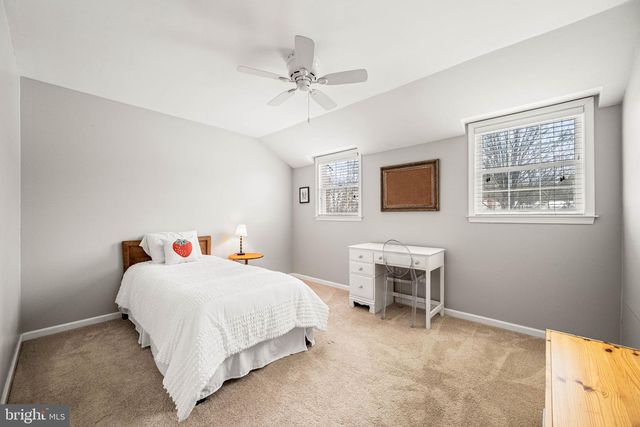 631 WESTWIND DR, Berwyn, PA 19312