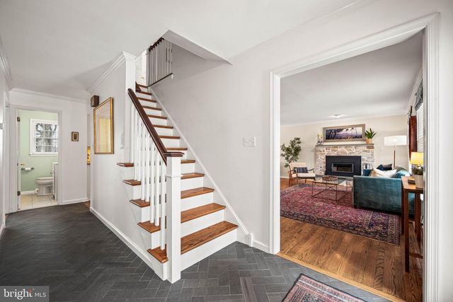 631 WESTWIND DR, Berwyn, PA 19312