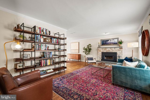 631 WESTWIND DR, Berwyn, PA 19312