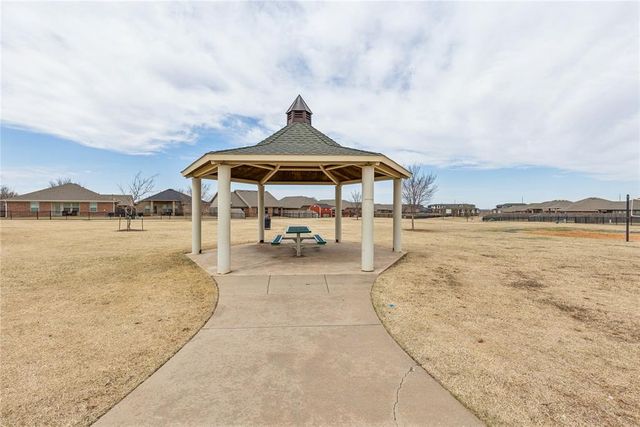 18845 Vea Drive, Edmond, OK 73012
