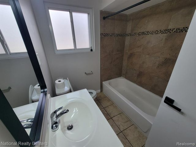 4661 Reader Drive, Warren, MI 48092