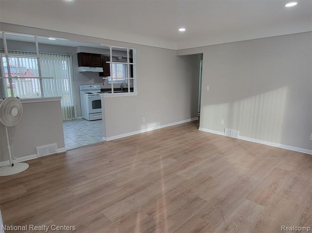 4661 Reader Drive, Warren, MI 48092