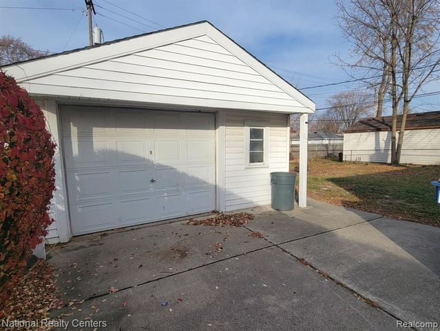 4661 Reader Drive, Warren, MI 48092