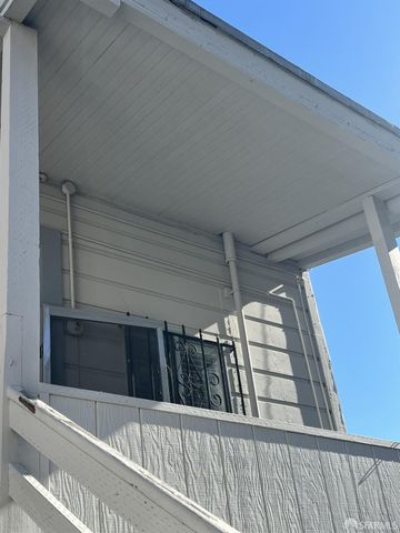 49 Auburn Street 49, San Francisco, CA 94133