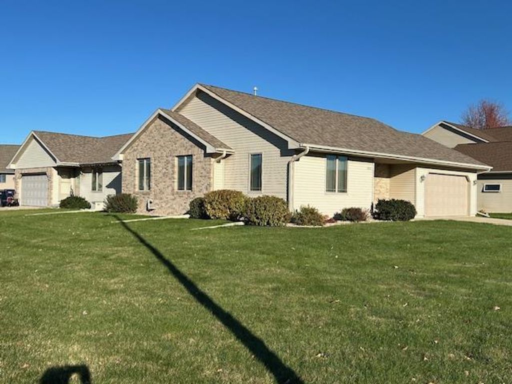 3935 Curry Lane, Janesville, WI 53546