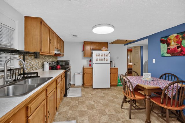 79 Lucas Lane, Nicholasville, KY 40356