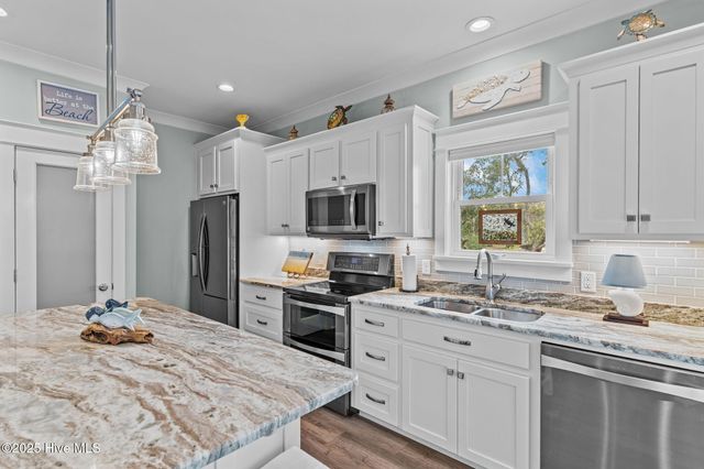 681 Forest Drive SE, Bolivia, NC 28422