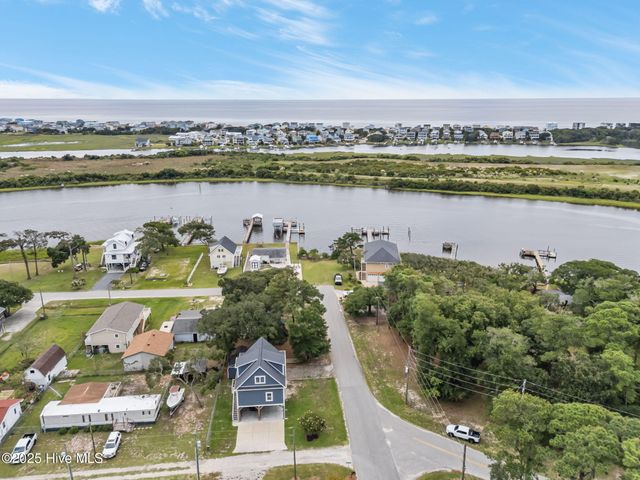 681 Forest Drive SE, Bolivia, NC 28422