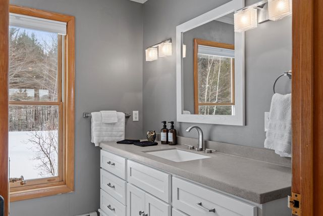 3039 US Route 3, Thornton, NH 03285