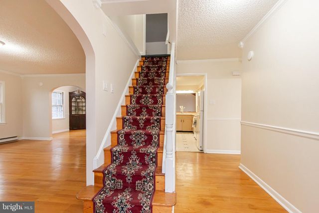 1183 SHEPHERDSTOWN RD, Martinsburg, WV 25404