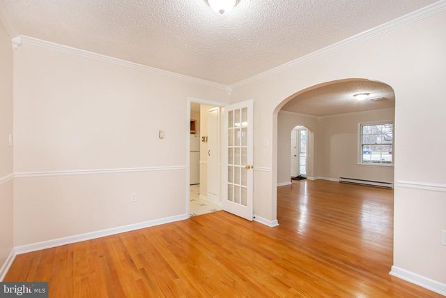 1183 SHEPHERDSTOWN RD, Martinsburg, WV 25404