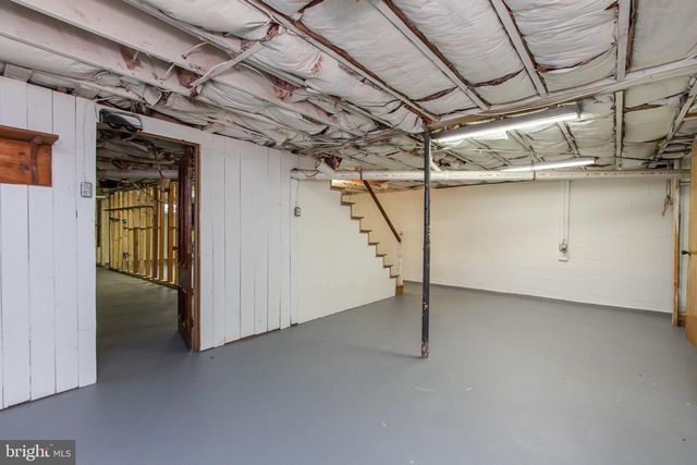 1183 SHEPHERDSTOWN RD, Martinsburg, WV 25404