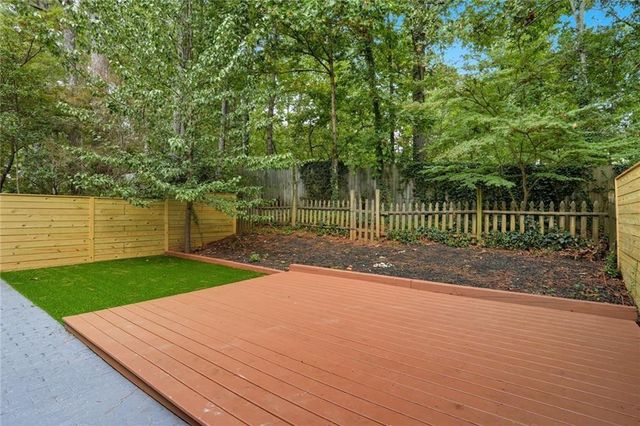 7155 Roswell Road 9, Atlanta, GA 30328