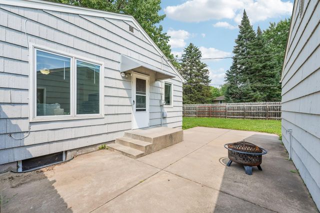 10035 3rd Avenue S, Bloomington, MN 55420