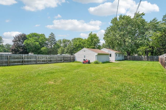 10035 3rd Avenue S, Bloomington, MN 55420