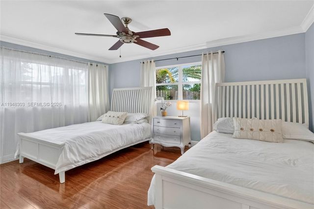 4761 NE 18th Ave, Oakland Park, FL 33334