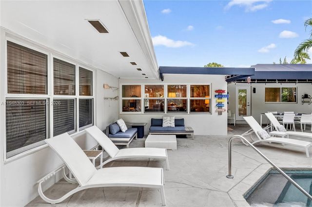 4761 NE 18th Ave, Oakland Park, FL 33334