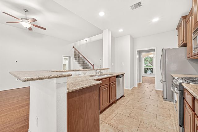 27122 Danbridge Gulch Ln, Katy, TX 77494