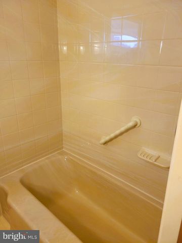 24 NESTLER RD, Bridgeton, NJ 08302