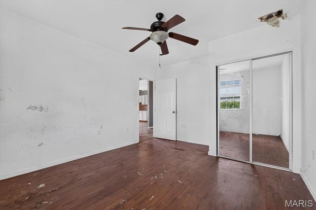 945 Regina Avenue, St Louis, MO 63125