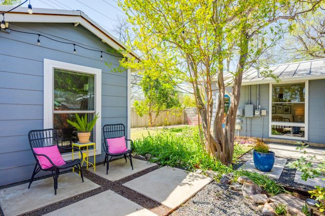 1313 Corona DR, Austin, TX 78723