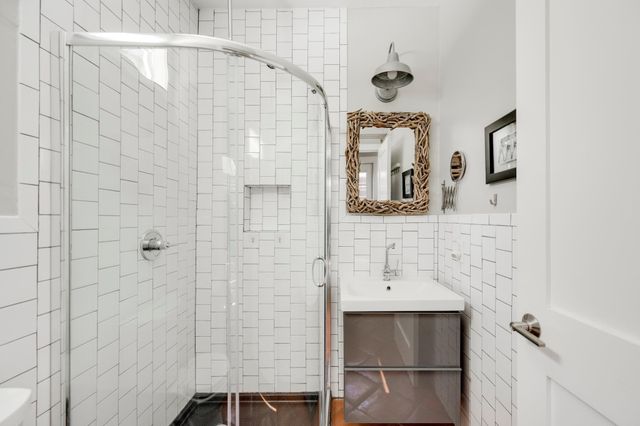 1313 Corona DR, Austin, TX 78723