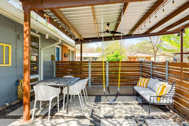 1313 Corona DR, Austin, TX 78723