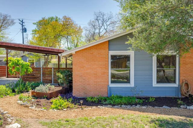 1313 Corona DR, Austin, TX 78723